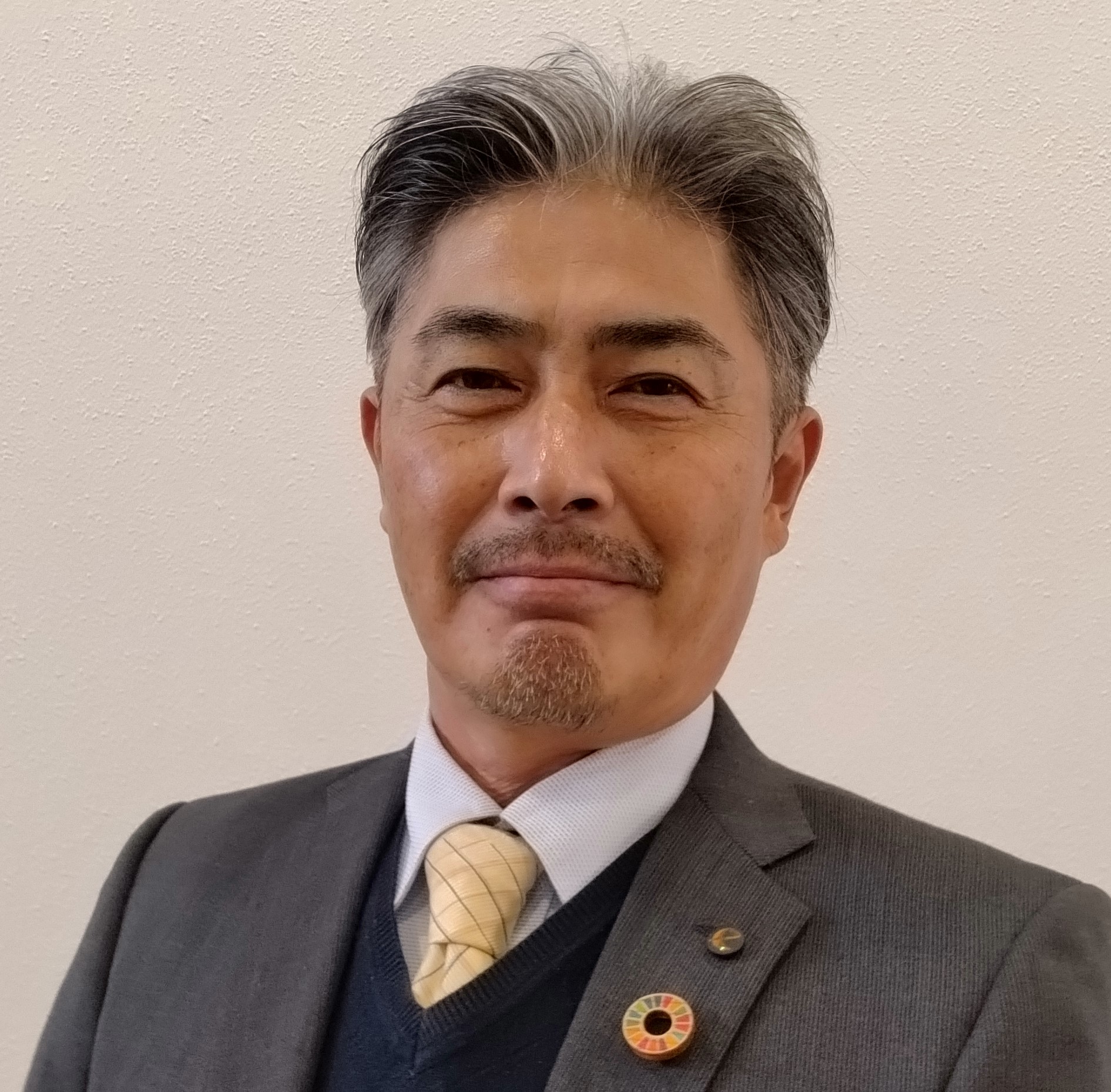福岡仁